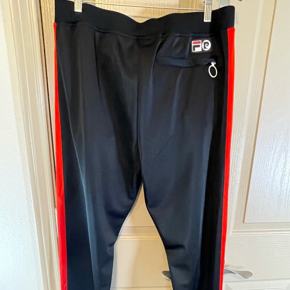 Fila joggers - Picture 5 of 7